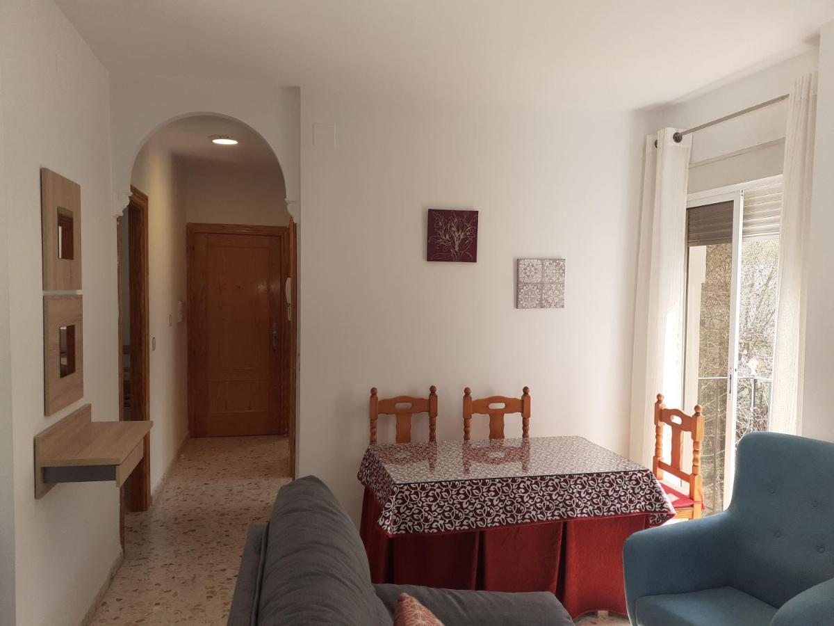 Apartamentos ピノス・ヘニル エクステリア 写真
