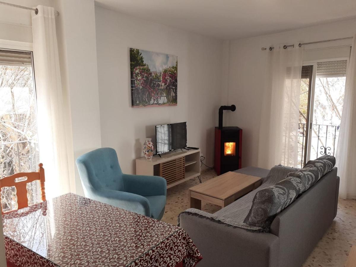 Apartamentos ピノス・ヘニル エクステリア 写真