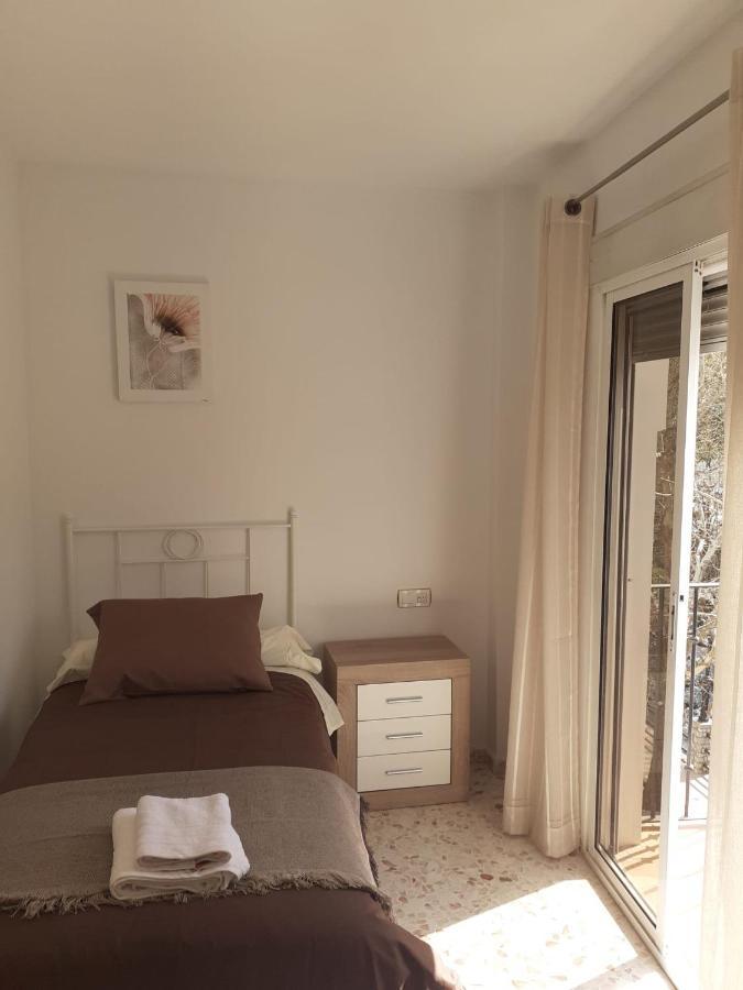 Apartamentos ピノス・ヘニル エクステリア 写真